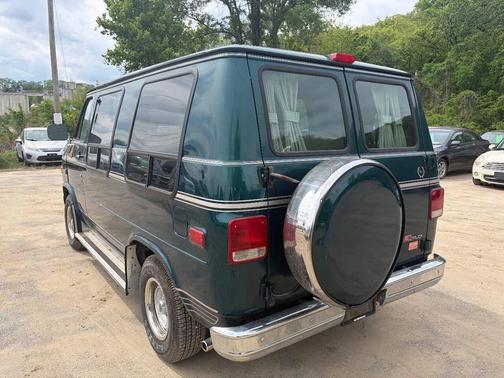 Green 1995 GMC Vandura G25 2dr Cargo