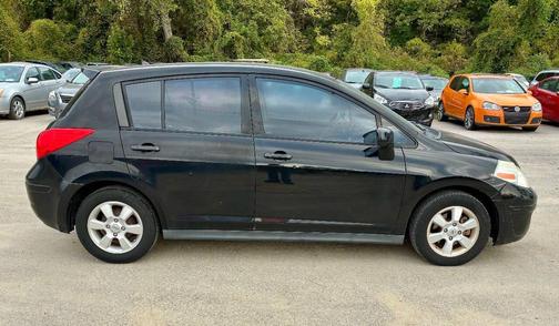 2012 Nissan Versa 1.8 SL