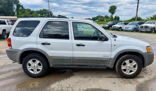 Oxford White Clearcoat 2002 Ford Escape XLT