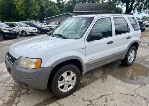 Oxford White Clearcoat 2002 Ford Escape XLT