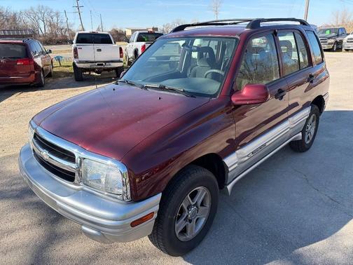 2002 Chevrolet Tracker LT 4WD 4dr SUV