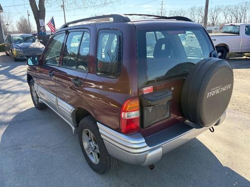 2002 Chevrolet Tracker LT 4WD 4dr SUV