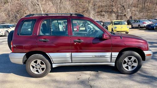 2002 Chevrolet Tracker LT 4WD 4dr SUV