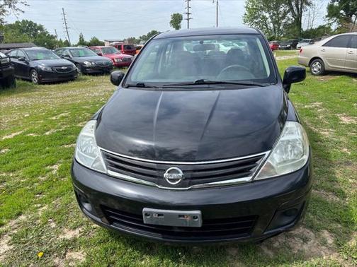 2010 Nissan Versa 1.8 S