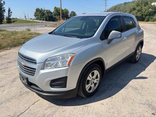 Silver 2015 Chevrolet Trax 1LS