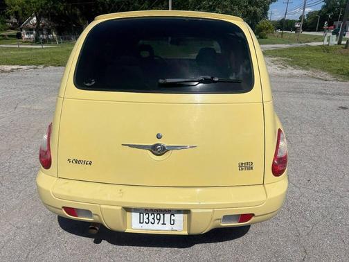 Yellow 2007 Chrysler PT Cruiser Limited