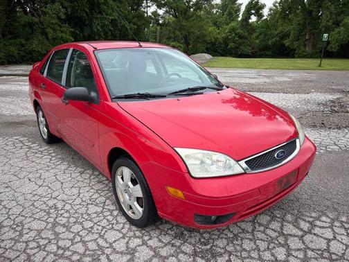 Red 2007 Ford Focus ZX4 SE
