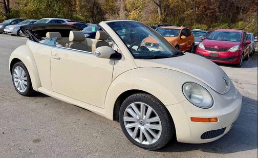 2008 Volkswagen New Beetle SE