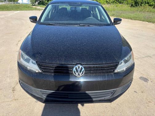 Black 2012 Volkswagen Jetta SE