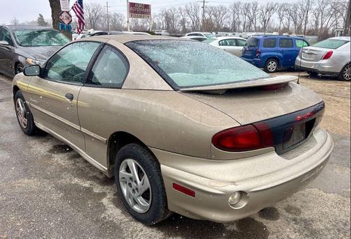 2001 Pontiac Sunfire SE 2dr Coupe
