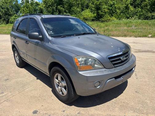 Gray 2007 Kia Sorento LX