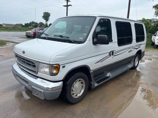 2000 Ford E150 Cargo