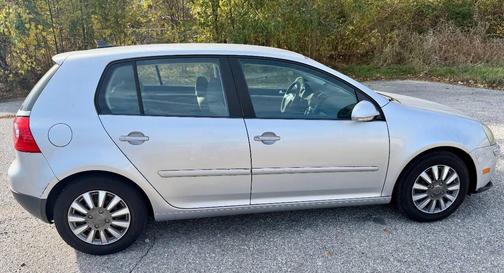 2009 Volkswagen Rabbit Base