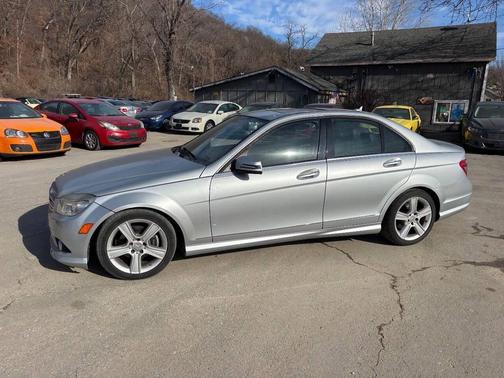 2010 Mercedes-Benz C-Class C 300 4MATIC Luxury