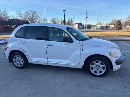 2002 Chrysler PT Cruiser Base