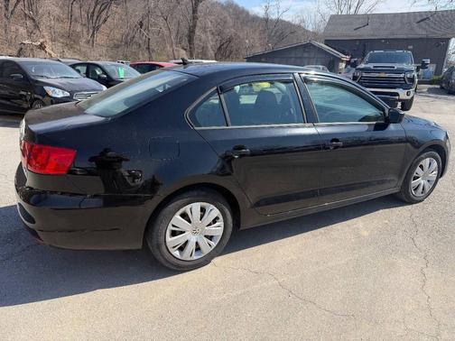 Black 2014 Volkswagen Jetta 2.0 TDI Value Edition