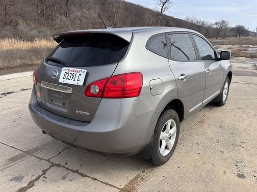 2013 Nissan Rogue S