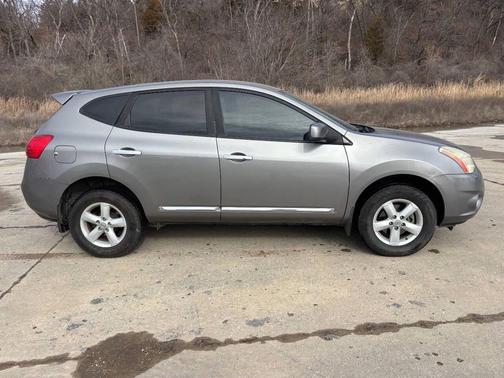 2013 Nissan Rogue S