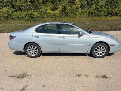 2002 Lexus ES 300 Base