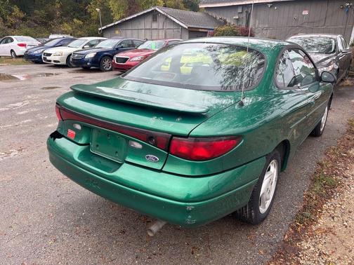 2002 Ford Escort ZX2 2dr Coupe