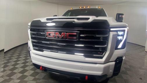 2026 GMC Sierra 2500 AT4