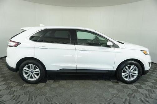 Photo 4 of 35 of 2018 Ford Edge SEL