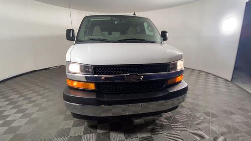 2017 Chevrolet Express 3500 LT
