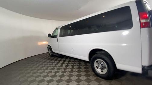 2017 Chevrolet Express 3500 LT