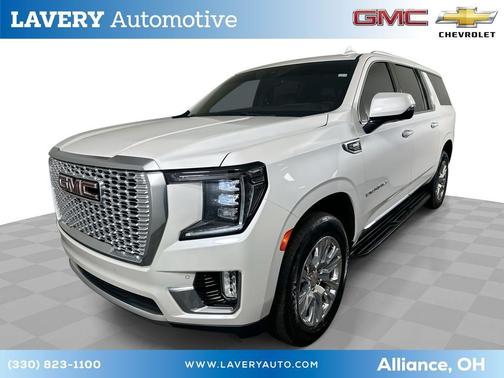 White Frost Tri-Coat 2022 GMC Yukon XL Denali