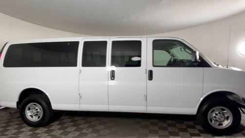 2024 Chevrolet Express 3500 LS