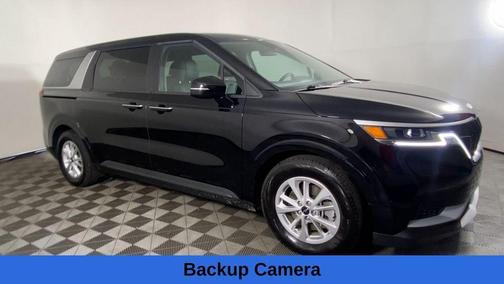 2023 Kia Carnival LX