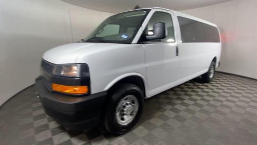2024 Chevrolet Express 3500 LS