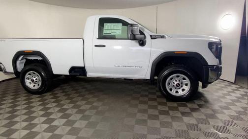 2025 GMC Sierra 2500 Pro