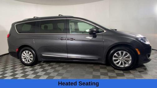 2018 Chrysler Pacifica Touring-L