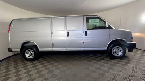 2025 Chevrolet Express 2500 Work Van
