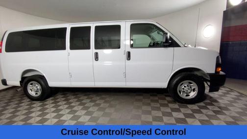 2025 Chevrolet Express 3500 LS