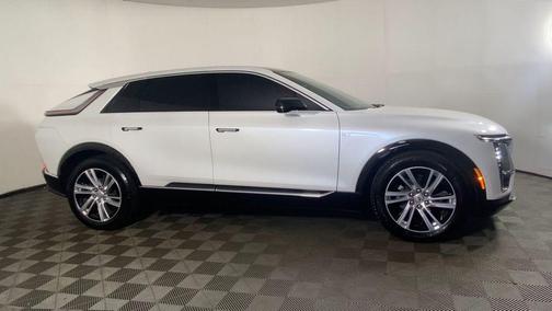 2024 Cadillac LYRIQ Tech