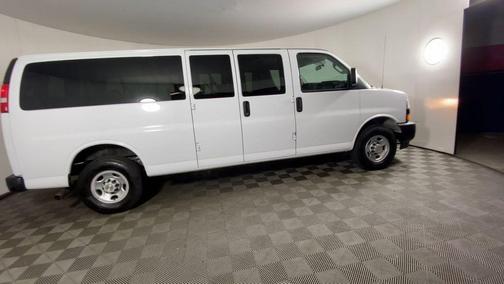 2024 Chevrolet Express 3500 LS