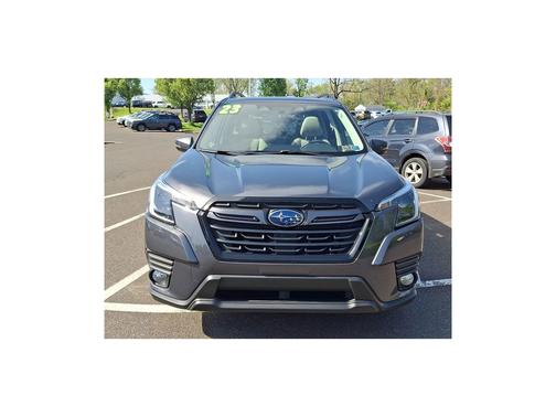 Magnetite Gray Metallic 2023 Subaru Forester Limited
