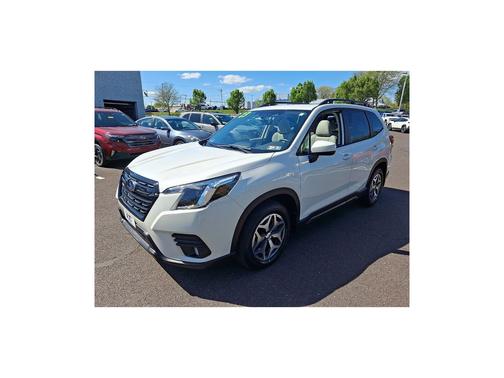 Crystal White Pearl 2023 Subaru Forester Premium