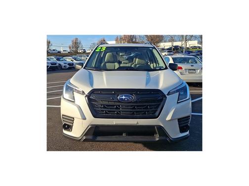 2023 Subaru Forester Base