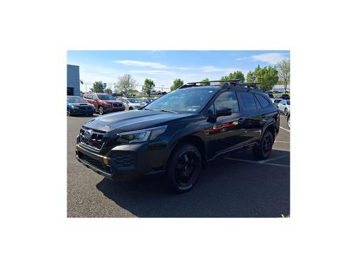 Crystal Black Silica 2024 Subaru Outback Wilderness