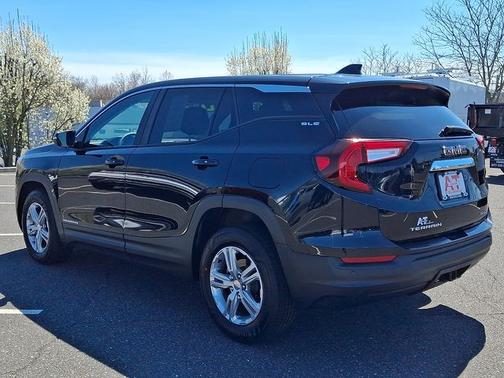 Ebony Twilight Metallic 2022 GMC Terrain SLE