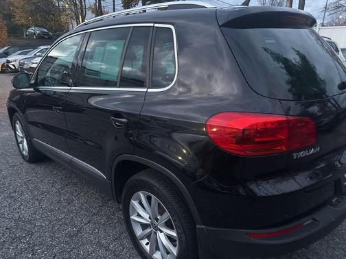 2017 Volkswagen Tiguan 2.0T Wolfsburg Edition