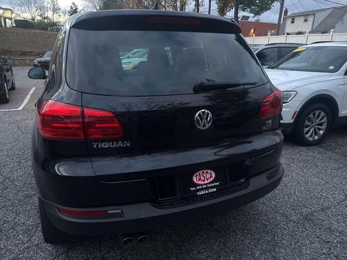 2017 Volkswagen Tiguan 2.0T Wolfsburg Edition