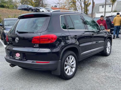 2017 Volkswagen Tiguan 2.0T Wolfsburg Edition