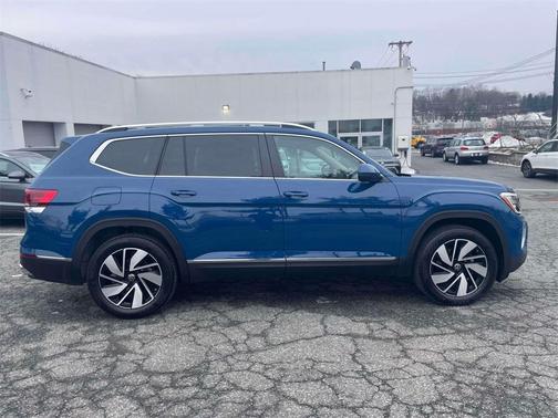 2025 Volkswagen Atlas 2.0T SE