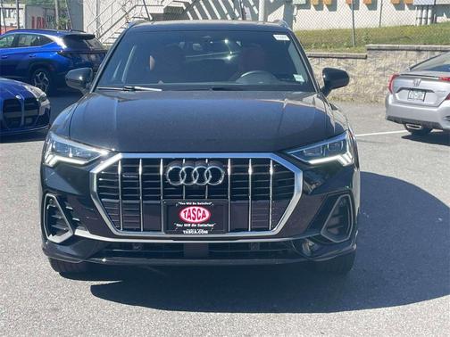 2022 Audi Q3 45 S line Premium