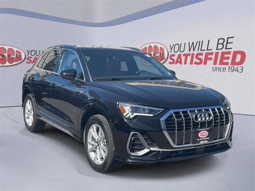 2022 Audi Q3 45 S line Premium