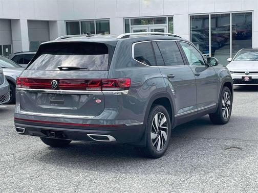 2025 Volkswagen Atlas 2.0T SEL